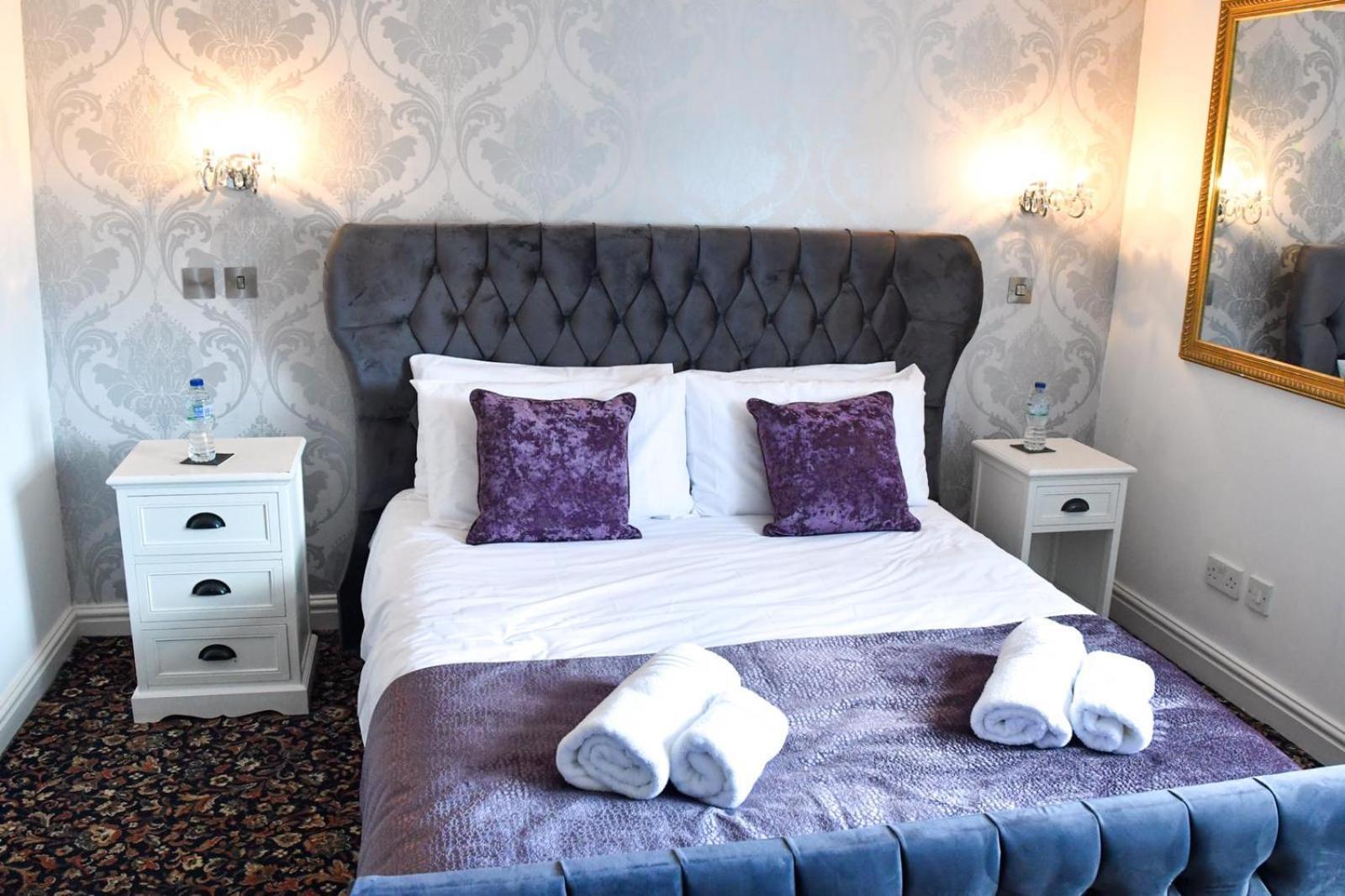 Whiston Hall Whiston (Staffordshire Moorlands) Quarto foto